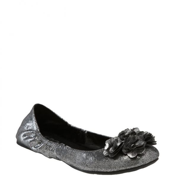 Help with Shoes to Go with My Dress : wedding shoes dress outdoors Lovell