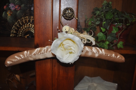 Another DIY done!!! - Hangers :  wedding DSC 0833