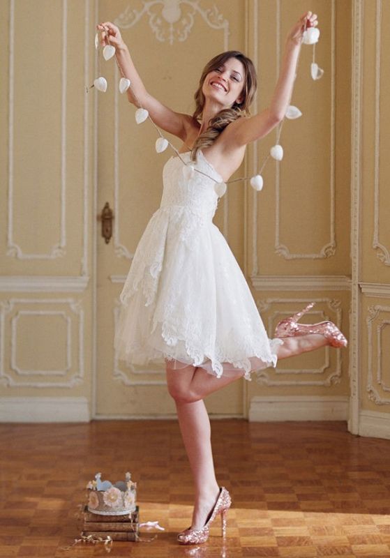 OMG SMP post - who makes the shoes!????! :  wedding Ibb 1302293218