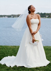 Help! I can't find a dress that doesnt' make me look like a sausage! : wedding plus size 1 dress DBFlowyDress