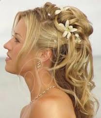 Please show me your half-updos! :  wedding hair half updo Weddinghair