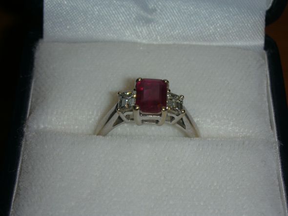 Show off the Coloured Stone E-Rings! :  wedding color stone engagement ring fairytale wedding rings pink engagement rings gorgeous wedding rings pink wedding rings gemstone engagement rings morganite engagement rings DSCN4716