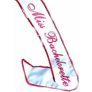 So no one showed to my bachelorette party :( :  wedding 41xDLUqgxYL. SL500 AA300 