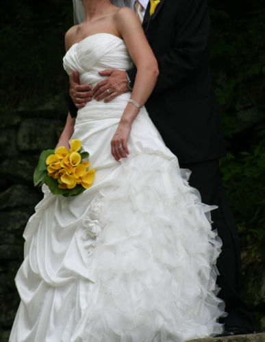 My gorgeous wedding dress is up for sale :  wedding wedding dress elegant sexy a line M1