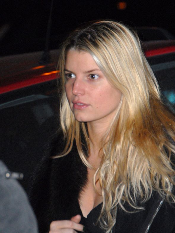 Jessica Simpson looks great without makeup I second Angelina Jolie