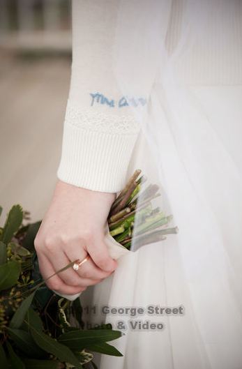 For all of you in between a halo and a solitaire...(long, sorry) :  wedding Ring Real