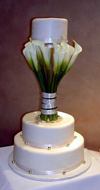 Calla Wedding Cake